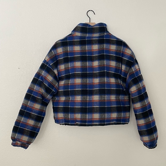 Urban Outfitters cropped puffer jacket - Picture 5 of 5